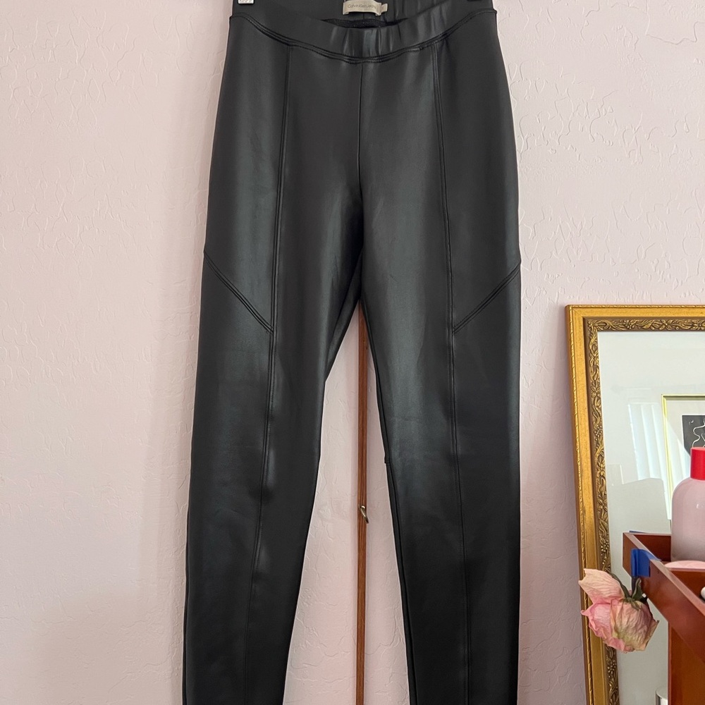 Faux leather leggings